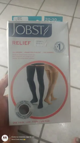 Meia compressiva nunca usada