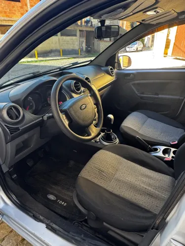 Ford Fiesta Sed. 1.6 8V Flex 4P 2013