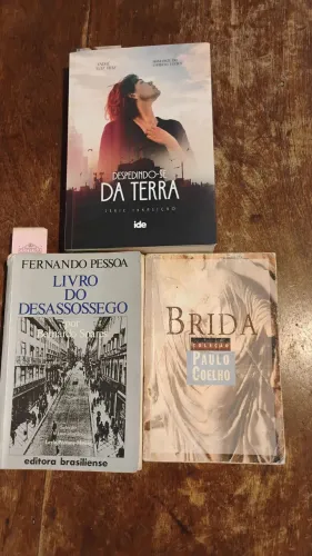 3 LIVROS SÓ $ 50.00