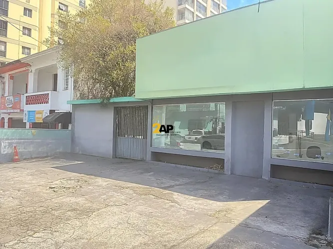 Casa Comercial em Santo Amaro, São Paulo-SP, 6 salas, 2 banheiros, 13 vagas e 167m² de áre