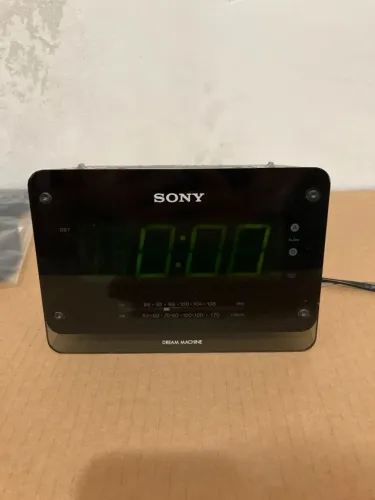 Rádio relógio Sony ICFC414