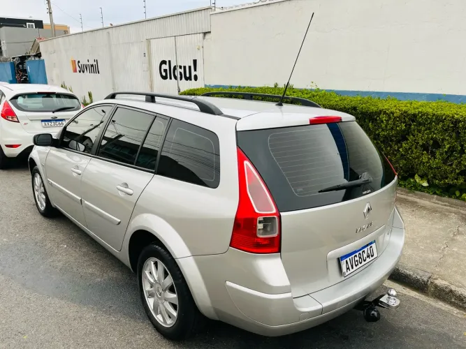 Renault Megane Grand Tour Dynam. Hi-flex 1.6 16V 2013