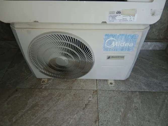 Ar condicionado 9.000 btus marca: medeia