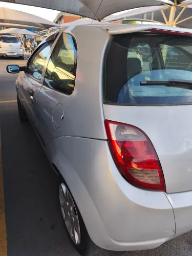 Ford KA GL 1.0i Zetec Rocam 2004