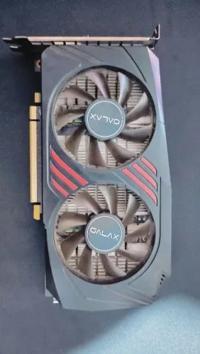 Placa de video 1060 6gb ( com defeito )