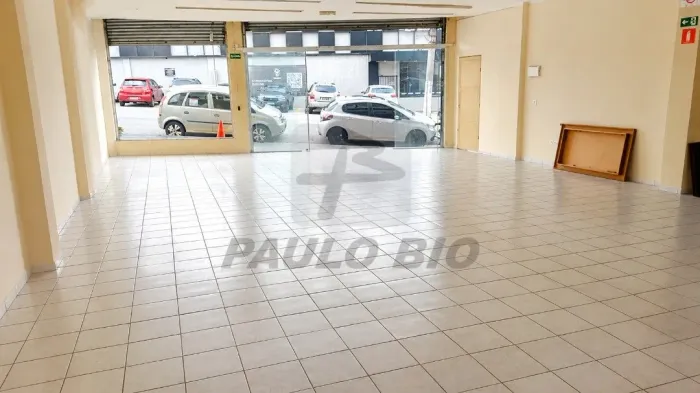 Salão Comercial para alugar no Bairro Centro em Santo André - SP.