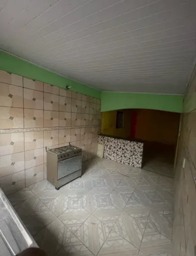Casa murada com garagem a venda
