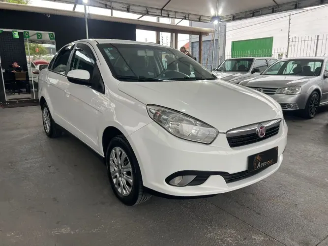 Fiat Grand Siena Attrac. 1.4 EVO F.flex 8V 2015