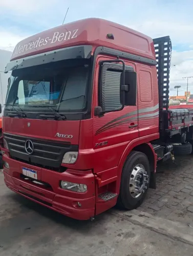 Caminhão Mercedes Benz 2428