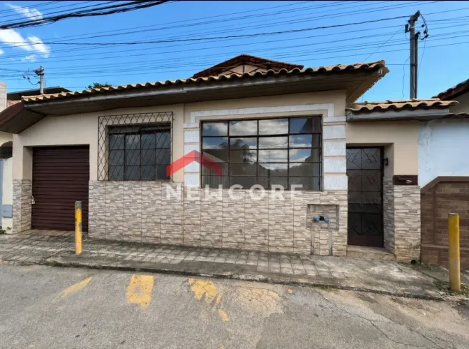 Casa em Rua Caetés - Vila Santa Cruz - Sabará/MG