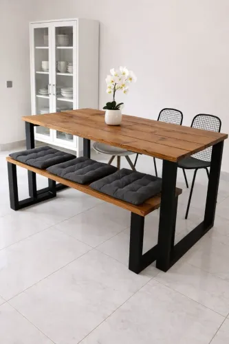 Mesa com 1 banco metal e madeira estilo industrial 