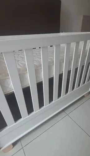 Berço de bebê 
