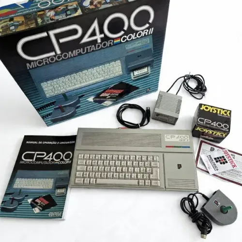 Lindo Micro Prológica CP400 Color II 64K c/ Joystick Caixa e Manual