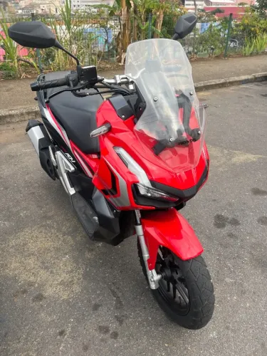 Honda ADV 150