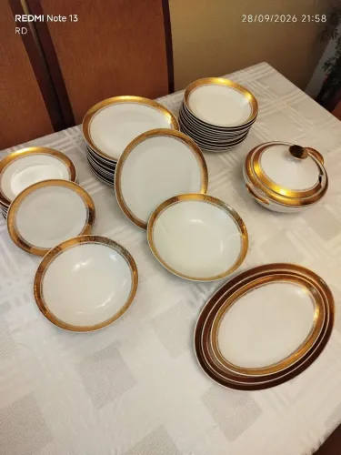 Aparelho de jantar Porcelana Real S.P. - Buffet completo - 42 peças