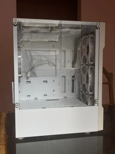 Gabinete branco com fans ( ABERTO A NEGOCIAÇÃO )