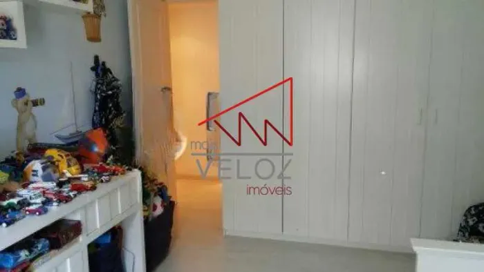 Apartamento : / Residencial / Gávea