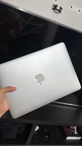 MacBook Cinza