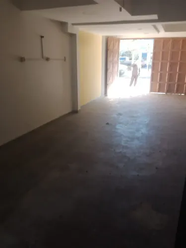 Box a venda no Bairro Rio Branco/ Com potencial para comercio
