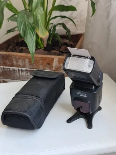 Flash Altura DLSR 6v (Nikon)