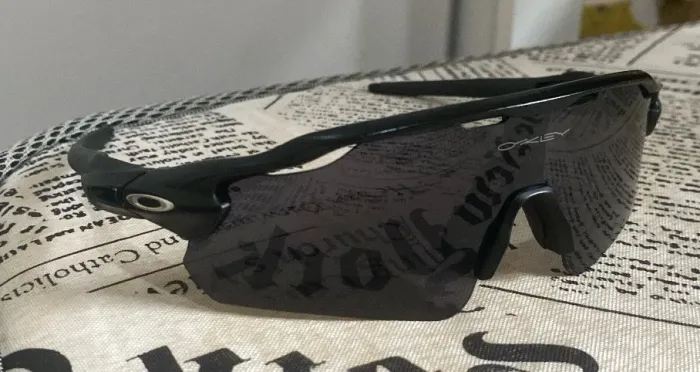 LINDO ÓCULOS OAKLEY PARA CORRIDA, CICLISMO - PRETO NOVO