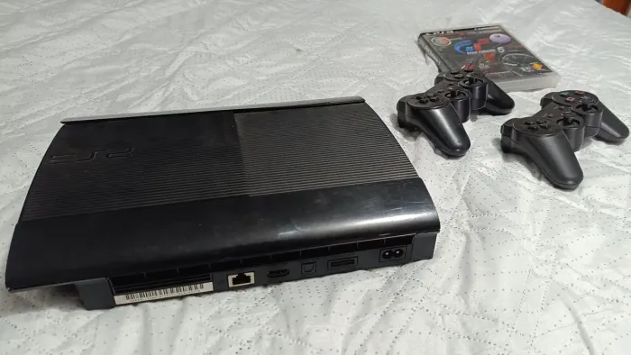 Ps3 desbloqueado 2 controles (Gran turismo 5 + Hen+ PKGI) Pasta térmica nova