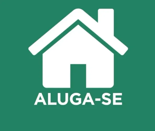 Aluga-se casa do centro de Campos Altos