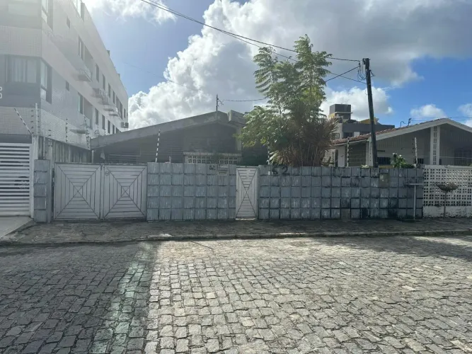 Casa para Venda em João Pessoa, Treze de Maio, 4 dormitórios, 1 suíte, 3 banheiros, 3 vaga
