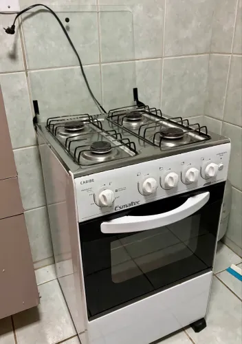Fogão esmaltec automático