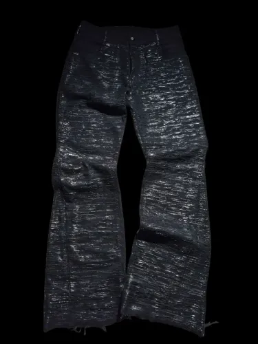 Calça flare drestruido
