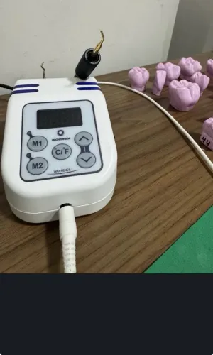 Gotejador elétrico odontomega