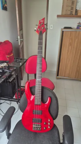 Baixo ESP LTD b-154dx