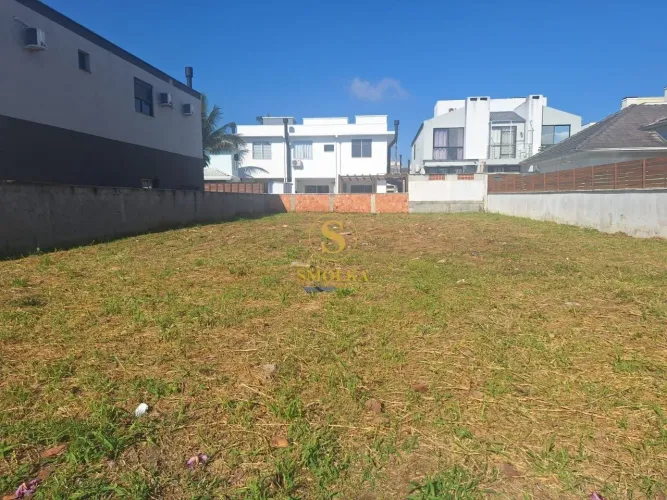 Terreno à Venda com 771m² e Escritura Pública, Cachoeira do Bom Jesus, Florianópolis/SC.