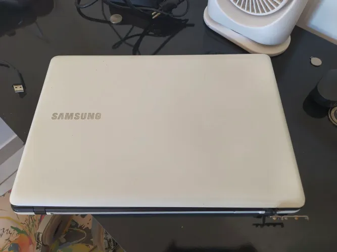 Notebook Samsung i5 + 8 GB RAM + SSD + HD (1,1 TB)