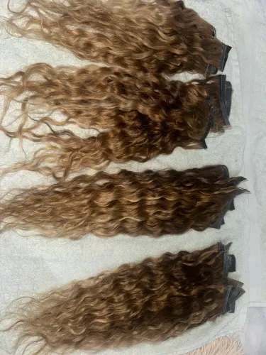 Mega Hair 100% humano na fita.