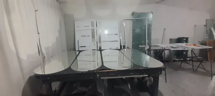 Espelhos e vidraçaria