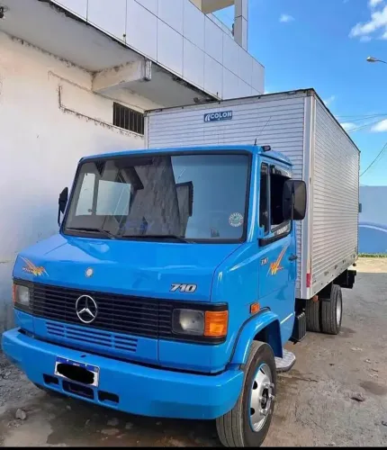 MERCEDEZ BENS 710 BAU 2003 