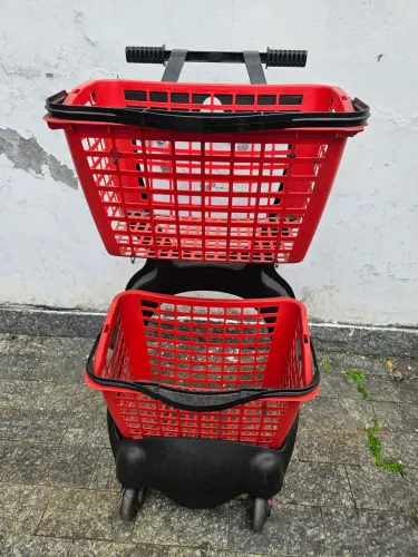 Carrinho de compras PVC com cestas 50lts