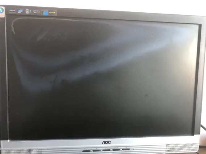 Monitor AOC, HD com 75hz, 19 polegadas, ACEITO PROPOSTAS!
