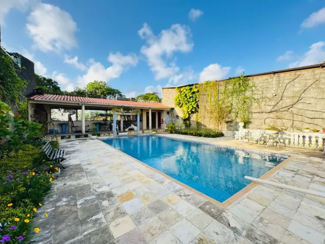 Casa à venda em rua pública, CAPUCHO, Aracaju, SE
