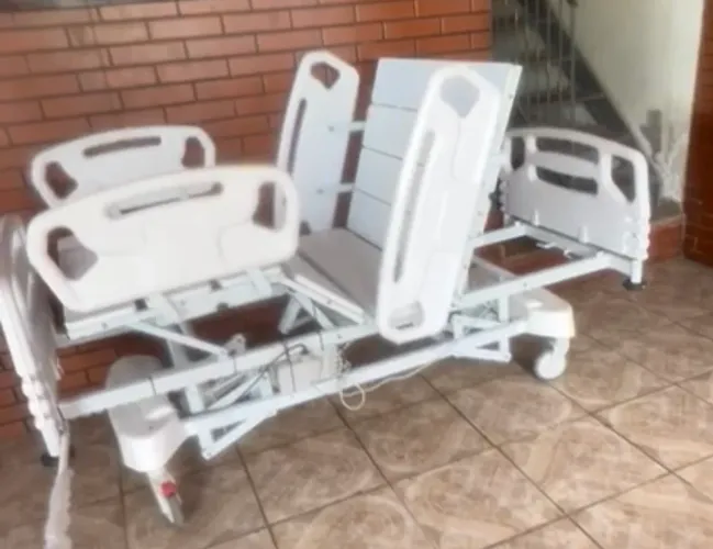 Cama Hospitalar elétrica controle