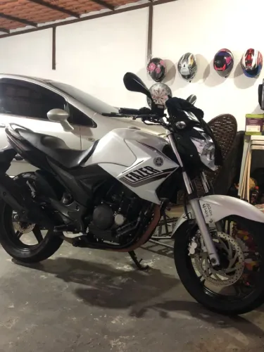 Fazer blueflex 2015 250 a venda