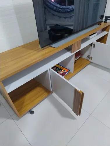 Rack 1,80 Bancada NT1290 para TV até 79 Freijó/OffWhite, novo perfeito 