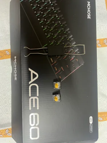  Teclado magnético Ace 60 pro novo chegou dia 3 de janeiro