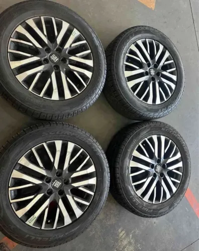 Rodas aro 18 Fiat toro 2025 + pneus pirelli seminovos 