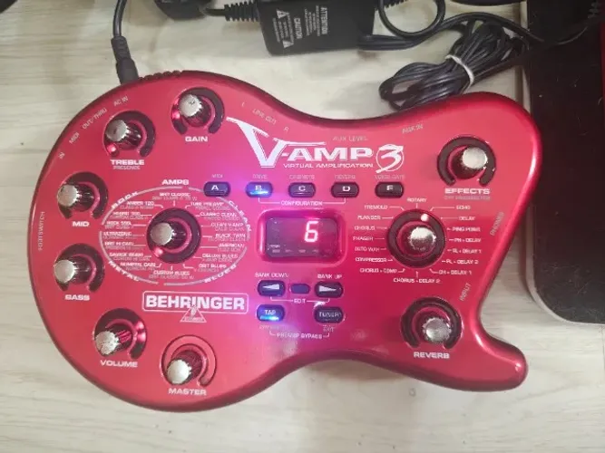 V-Amp 3 (Simulador digital de guitarra)
