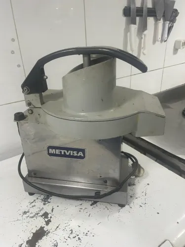 Processador de alimentos metvisa funcionando perfeitamente 