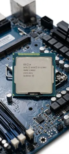 Processador Intel Xeon E3 1230 V2 soquete 1155