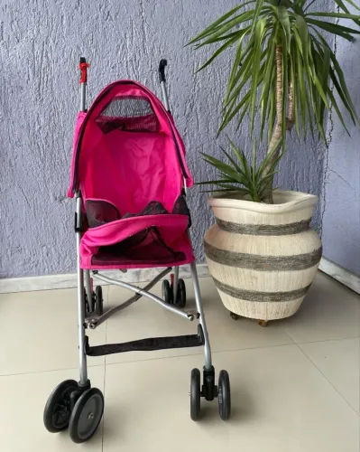 Carrinho pet de passeio batiki cães e gatos nunca usado