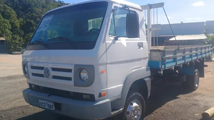 Caminhão Volkswagen 8-150